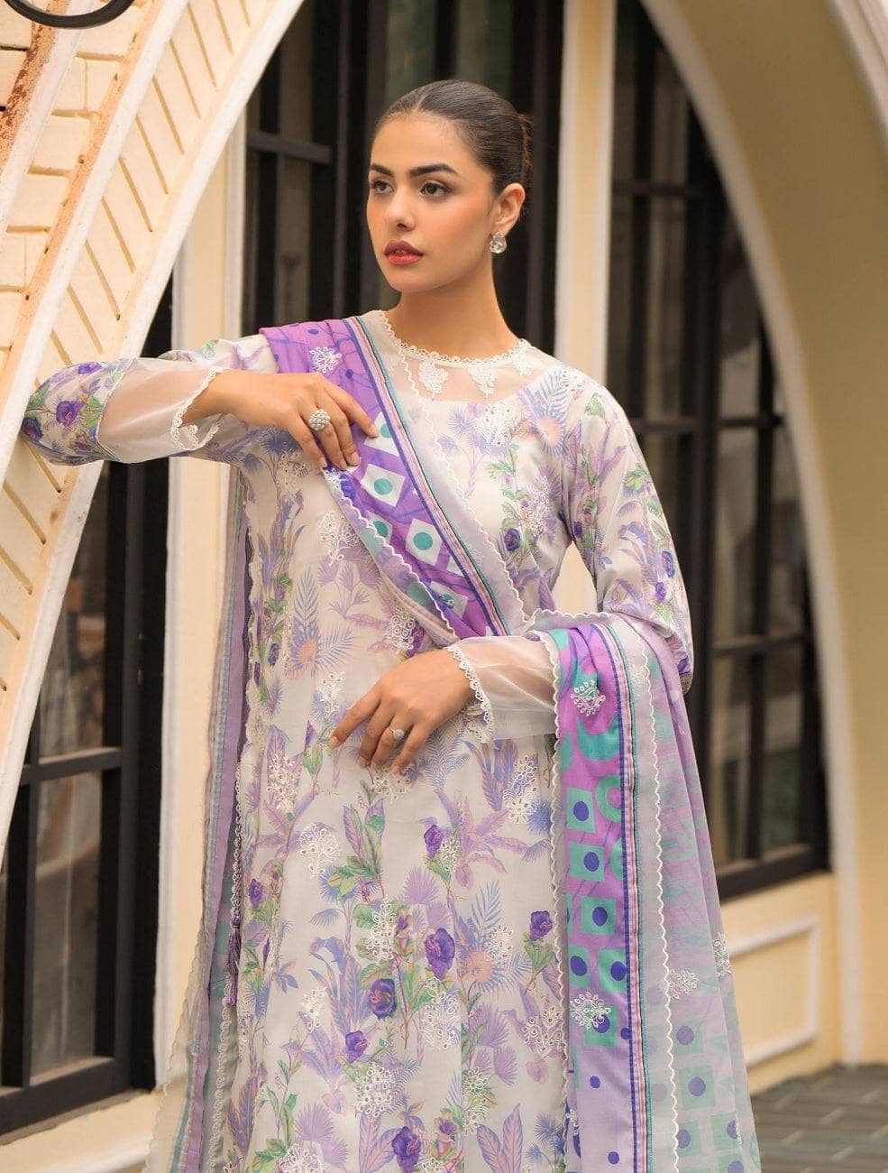 img_gul_jee_mahajal_awwal_boutique