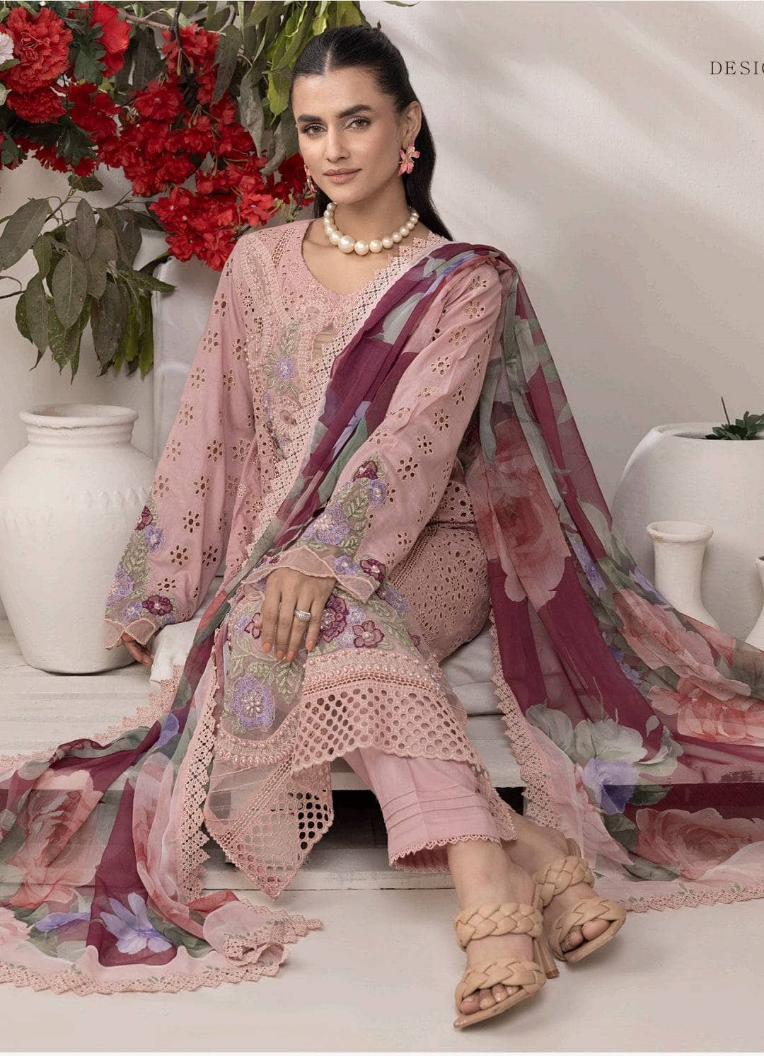 img_adans_libas_ezlyn_chikankari_lawn_awwal_boutique