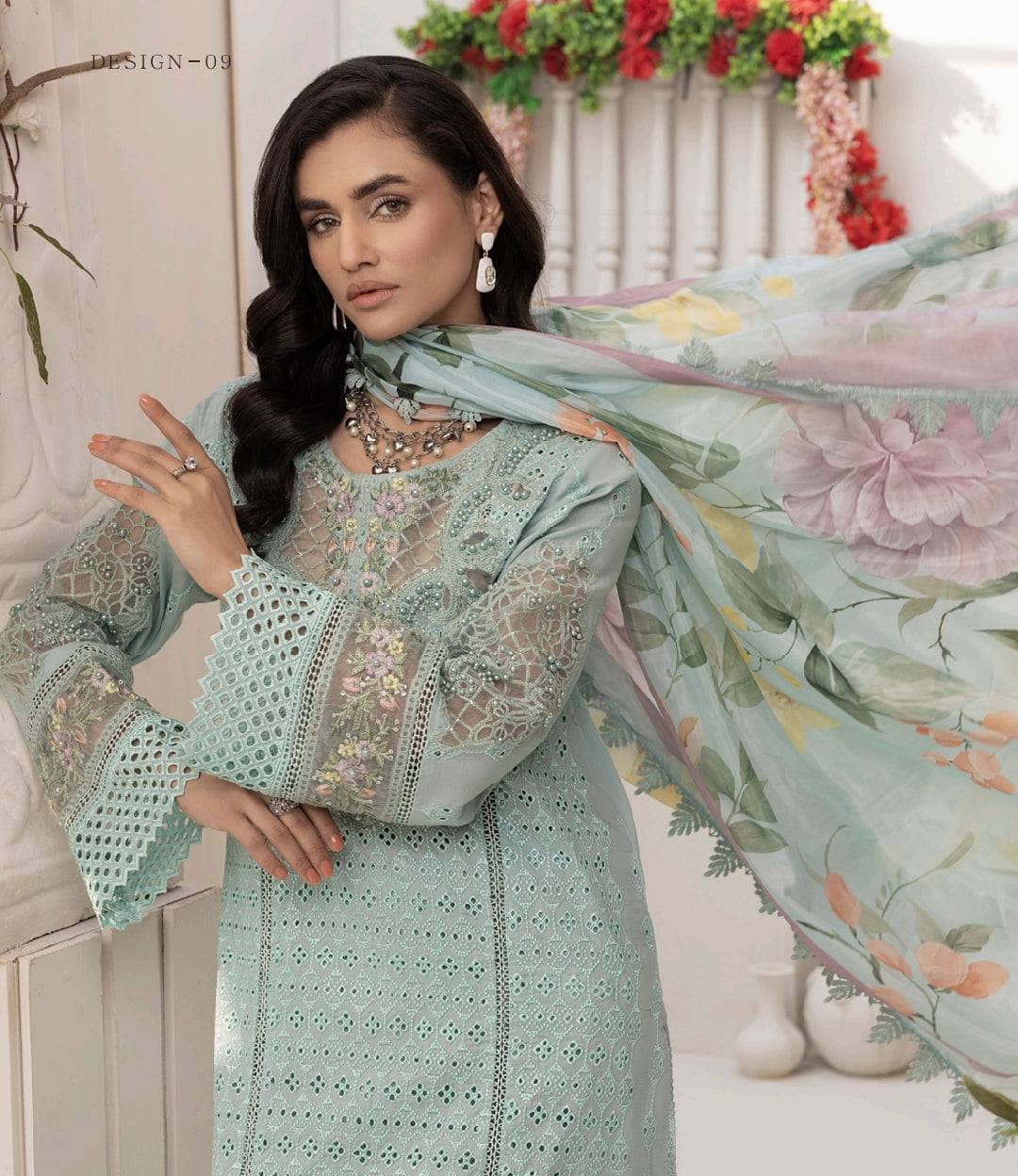 img_adans_libas_ezlyn_chikankari_lawn_awwal_boutique