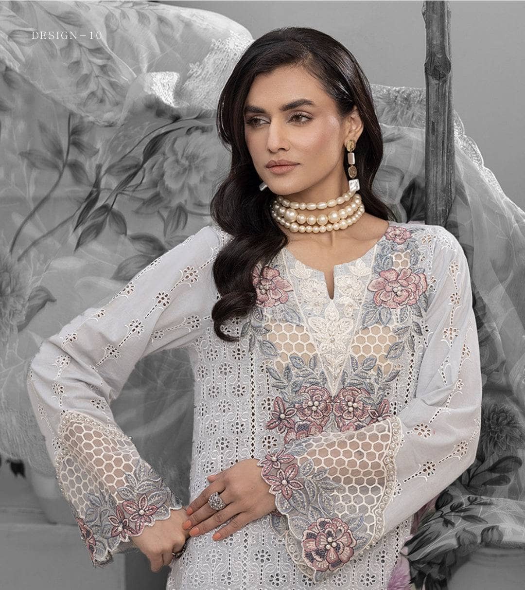 img_adans_libas_ezlyn_chikankari_lawn_awwal_boutique