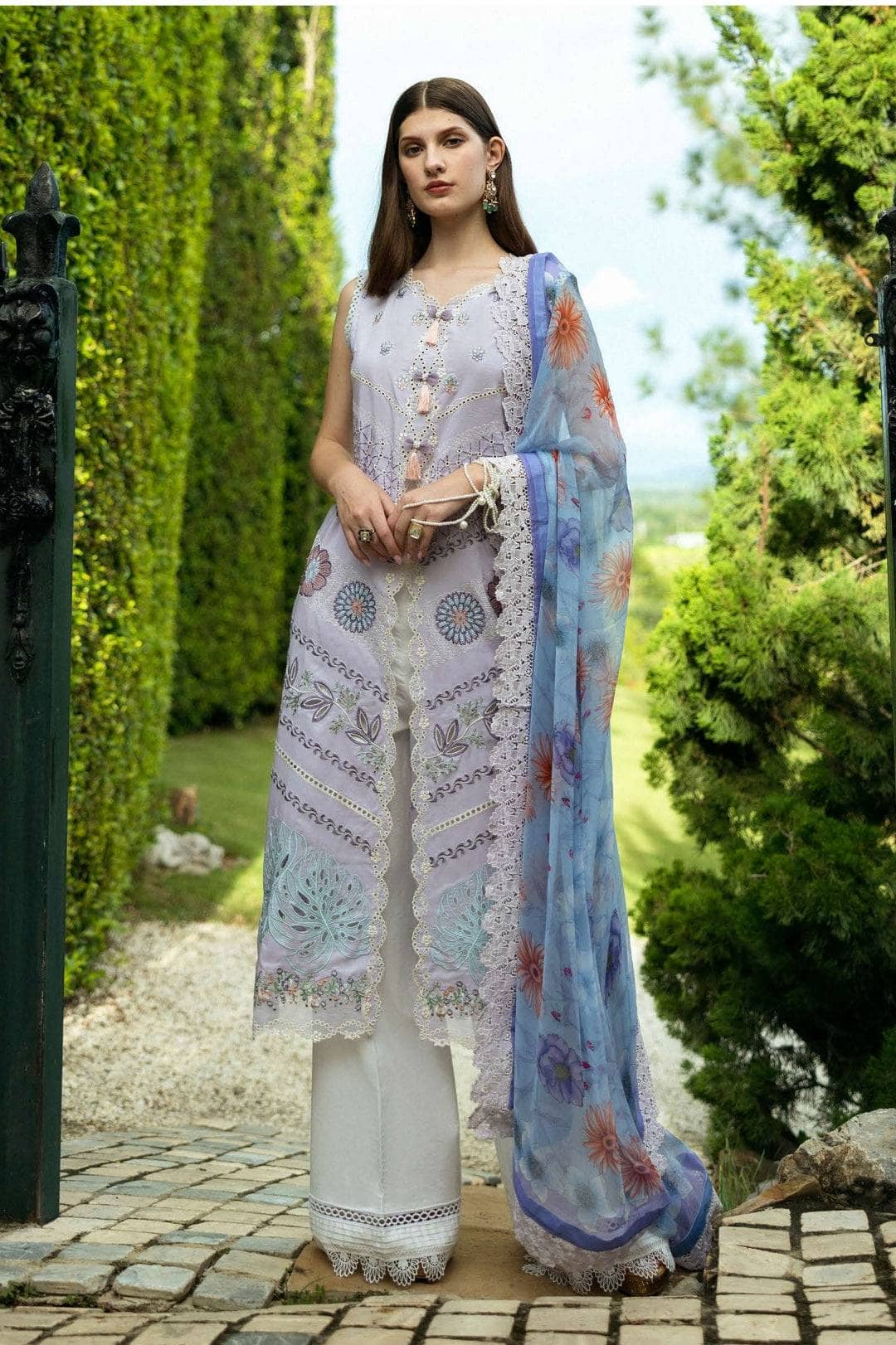 Restocked/Roheenaz Lawn 25/Juana