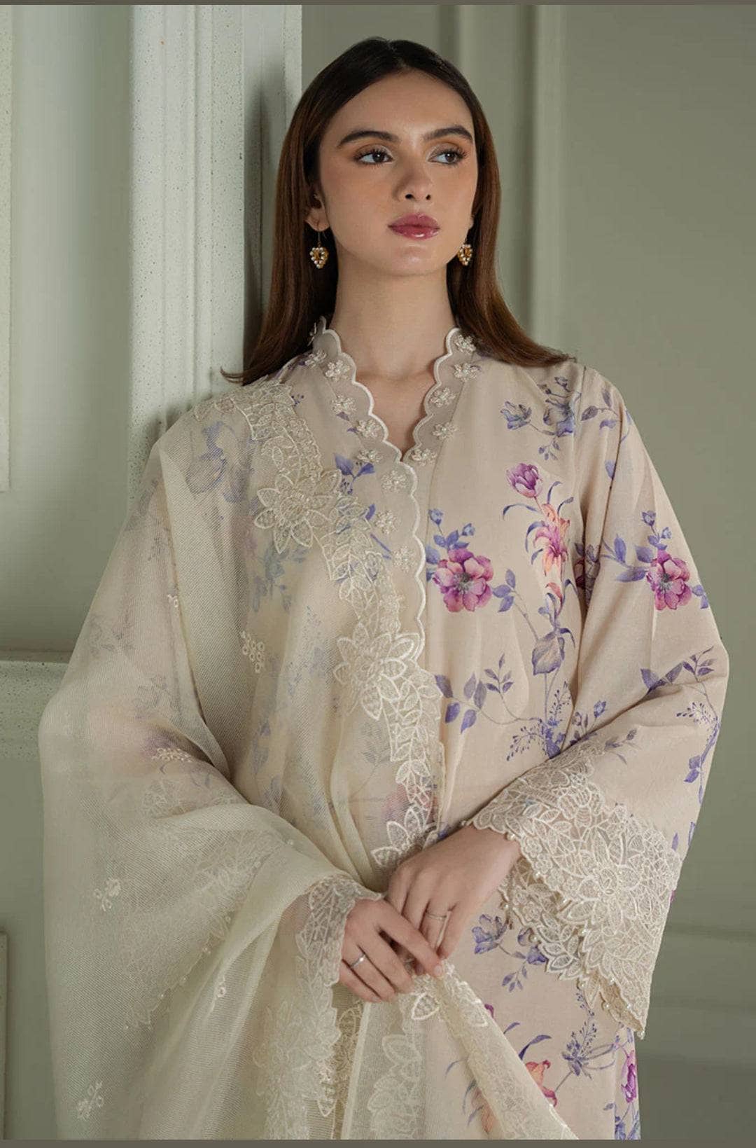 img_cross_stitch_mahiri_awwal_boutique