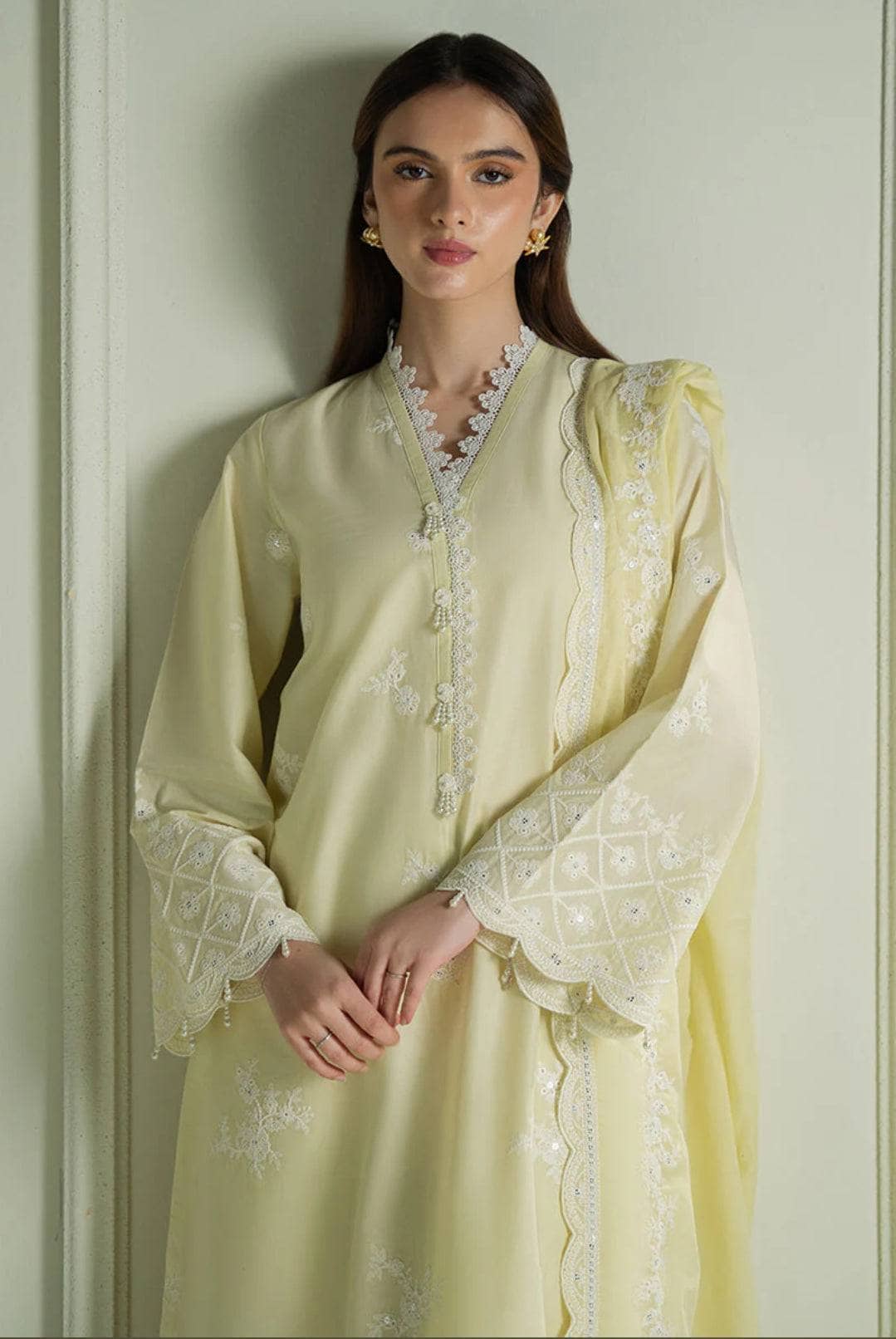 img_cross_stitch_mahiri_awwal_boutique