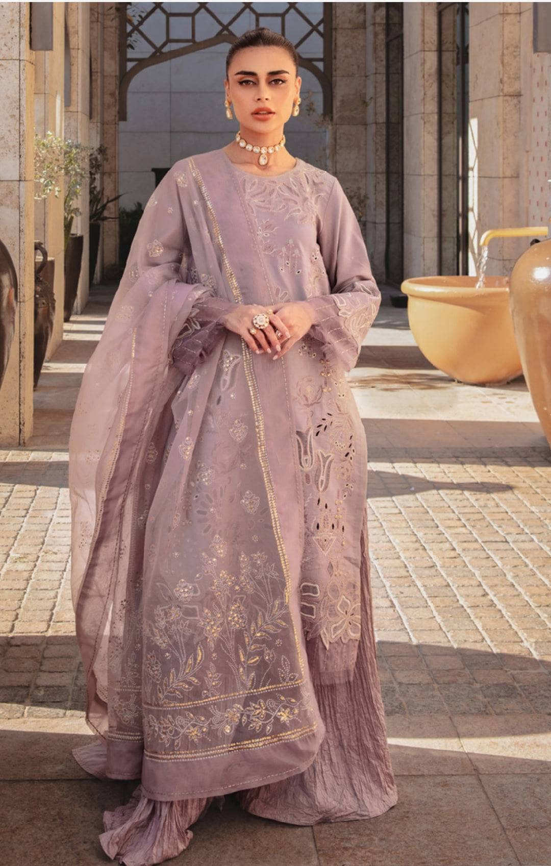 Rang Rasiya Premium 25/Parisa