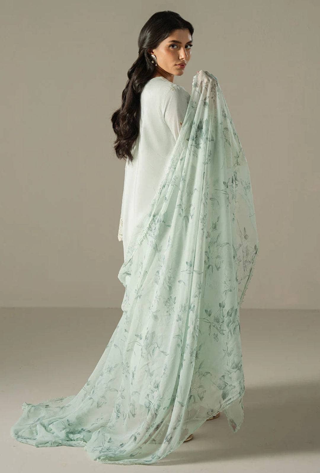 img_cross_stitch_chikankari_lawn_24_awwal_boutique