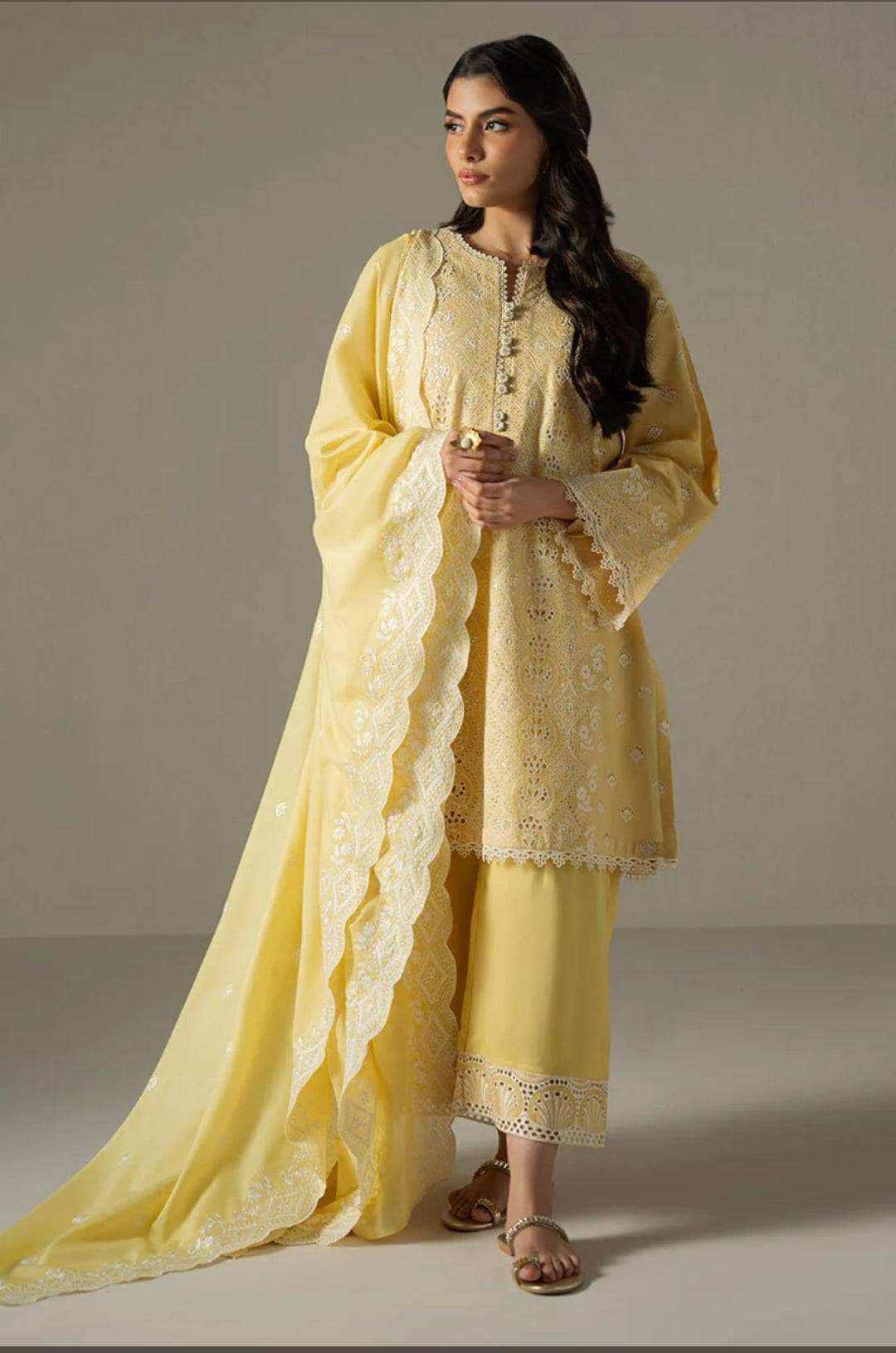 img_cross_stitch_chikankari_lawn_24_awwal_boutique