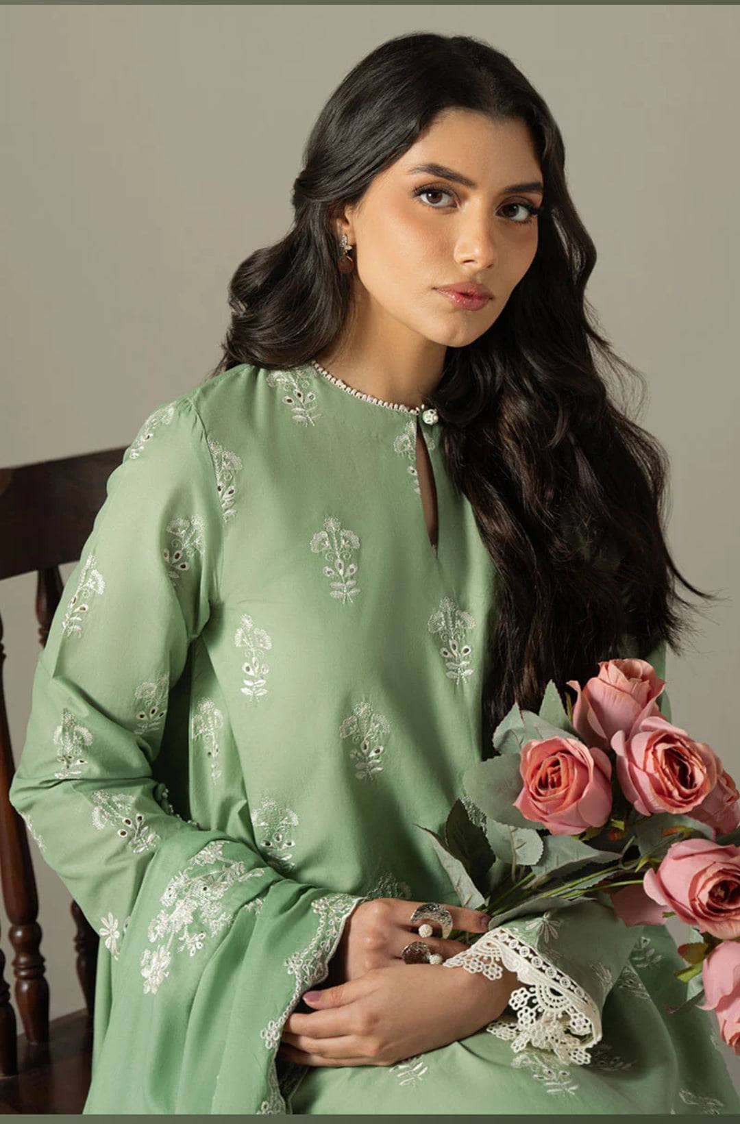 img_cross_stitch_chikankari_lawn_awwal_boutique