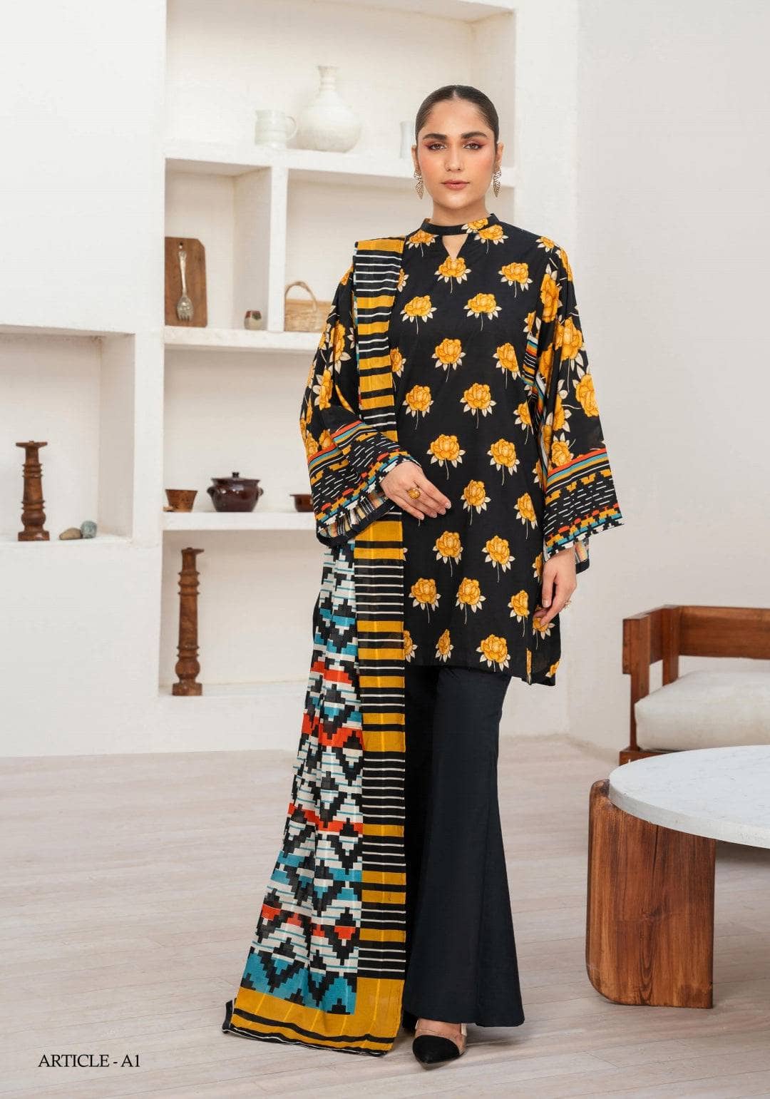 img_guljee_tulip_trails_awwal_boutique