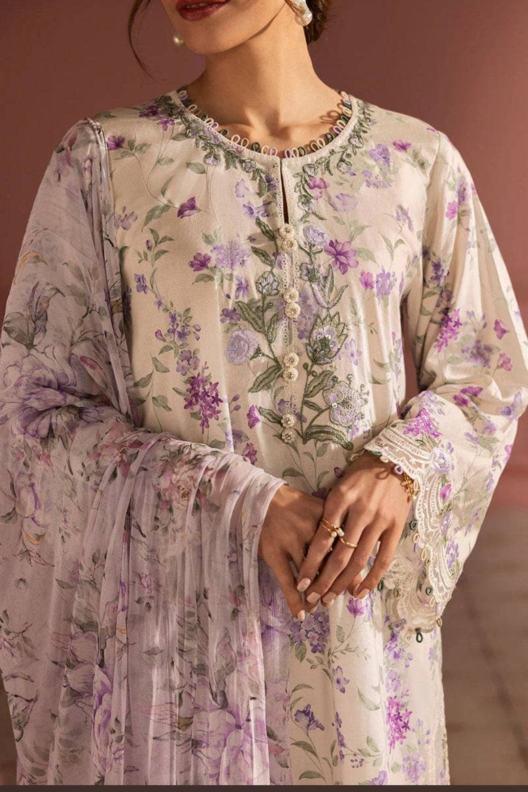 img_cross_stitch_premium_lawn_awwal_boutique