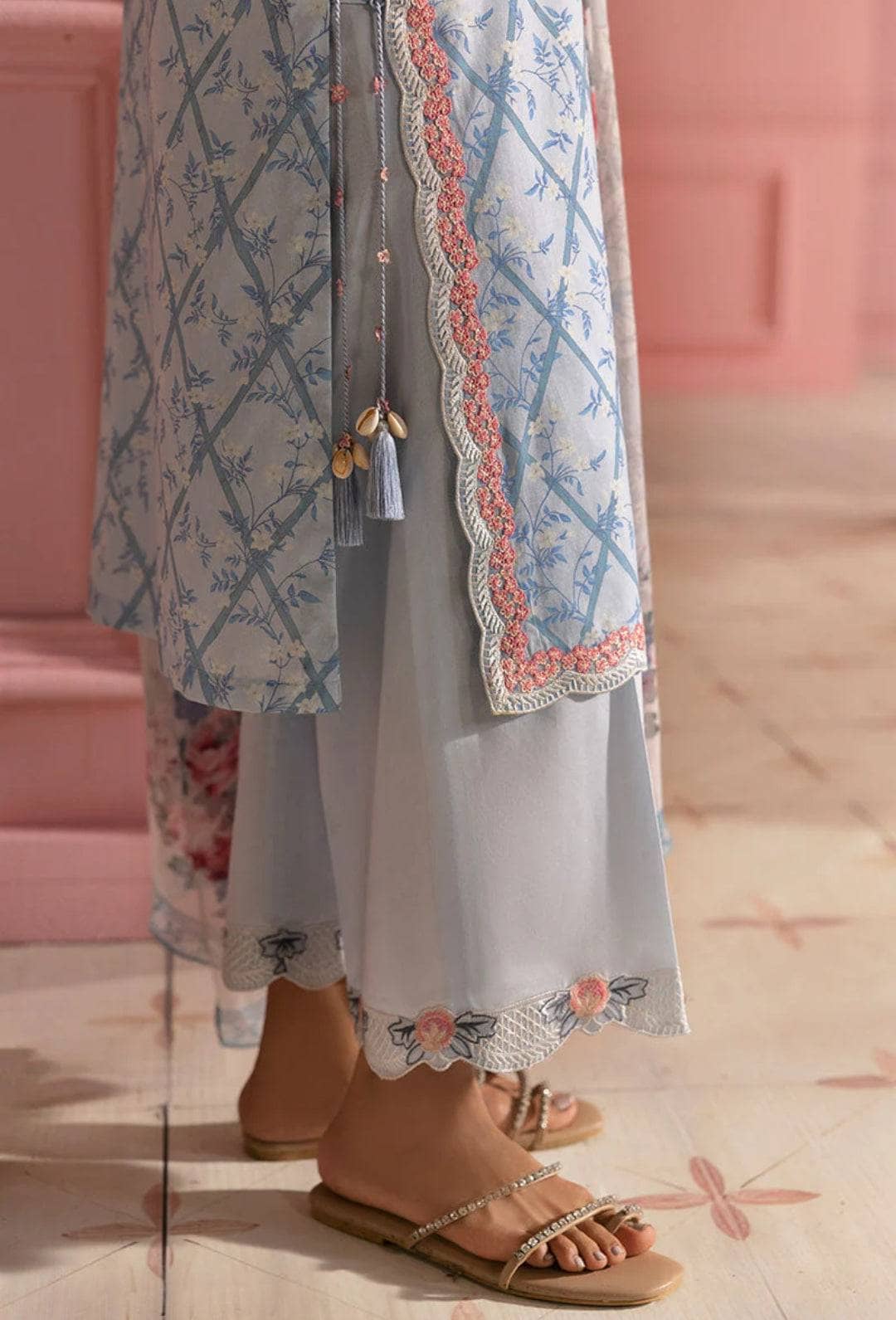 img_cross_stitch_premium_lawn_awwal_boutique