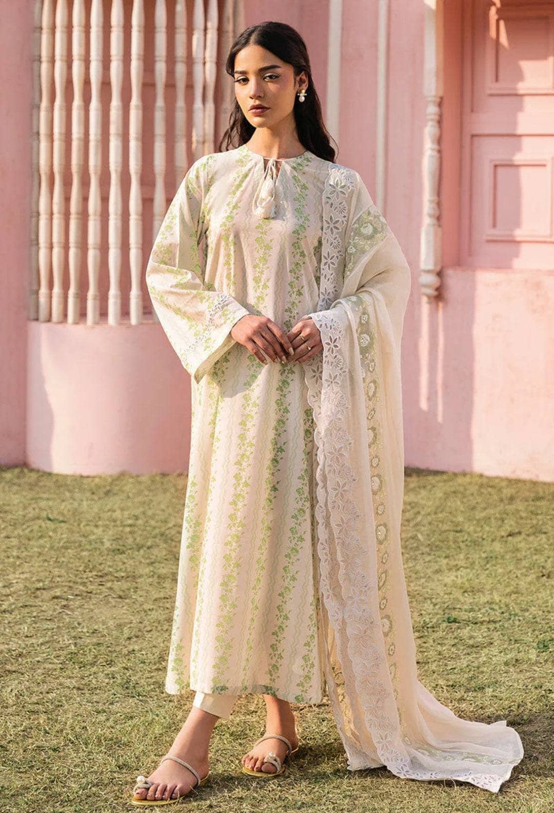 img_cross_stitch_premium_lawn_awwal_boutique