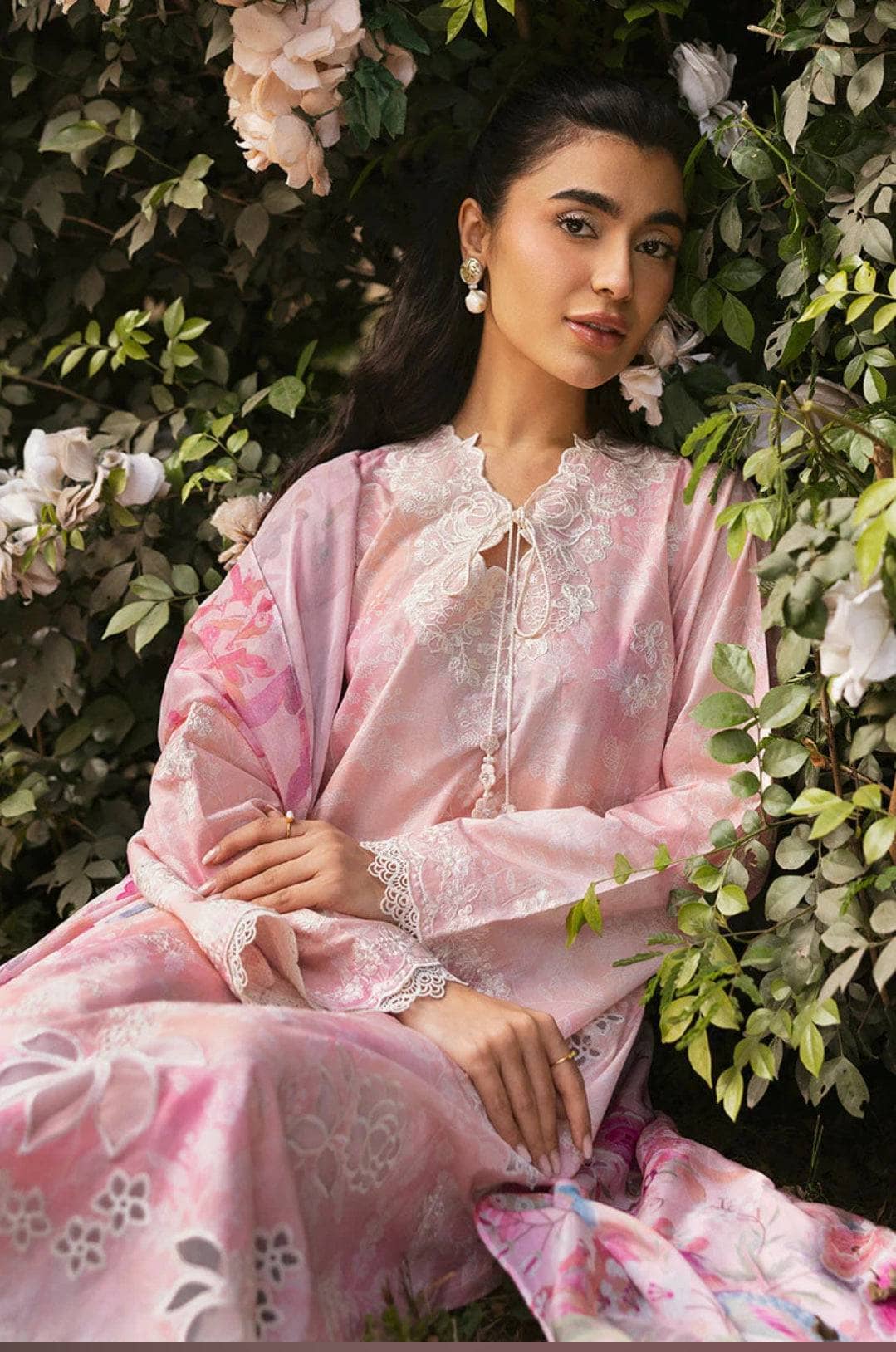 img_cross_stitch_premium_lawn_awwal_boutique