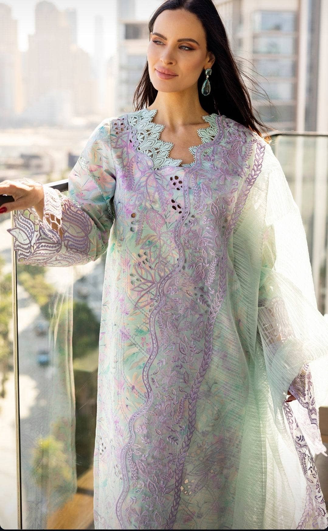 img_rang_rasiya_carnation_awwal_boutique