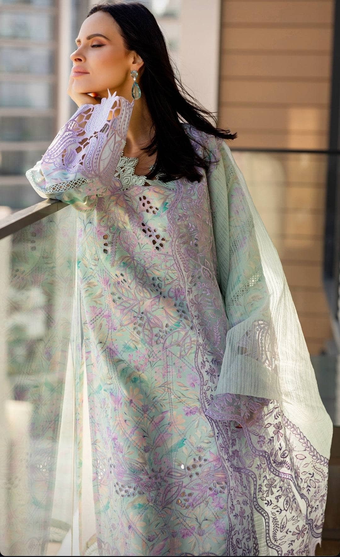 img_rang_rasiya_carnation_awwal_boutique