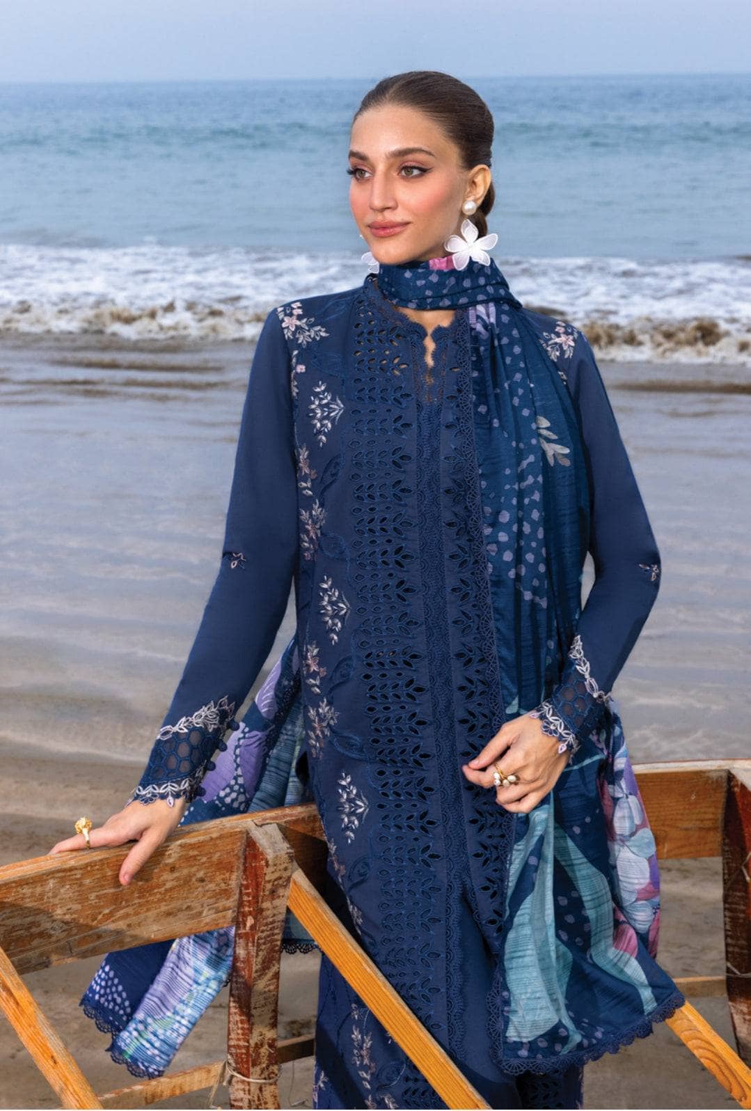 Rang Rasiya Carnation Lawn 25/Vol2//05/Keya/Dark Blue/Silk Dupatta