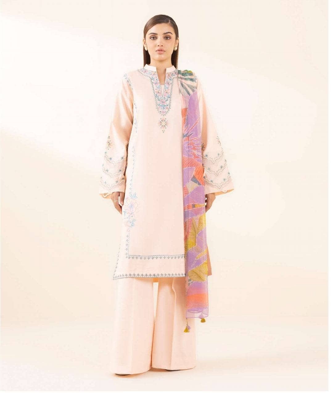 img_sapphire_lawn_awwal_boutique