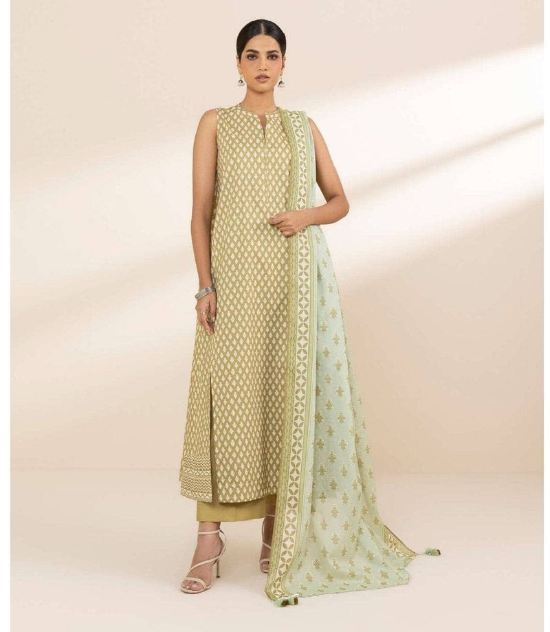 img_sapphire_lawn_awwal_boutique