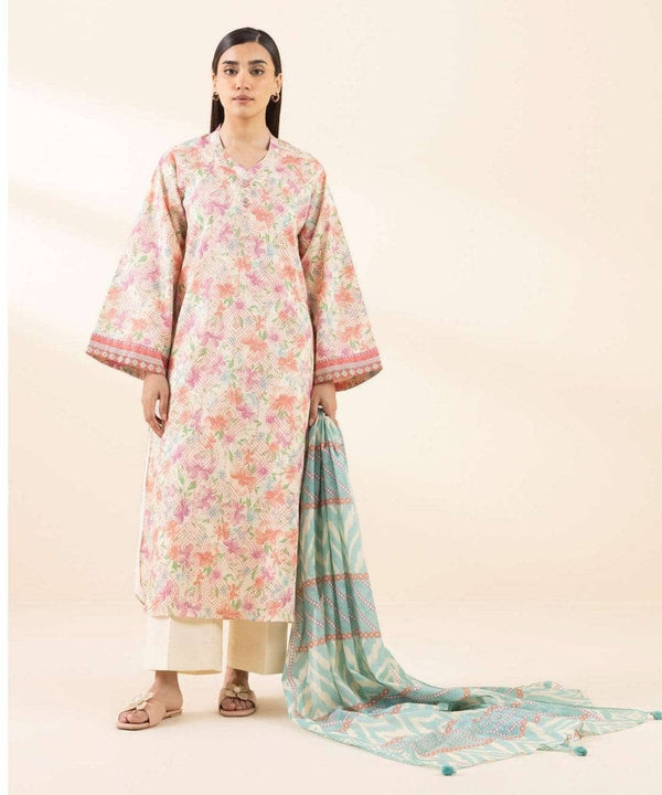 img_sapphire_day_to_day_lawn_awwal_boutique