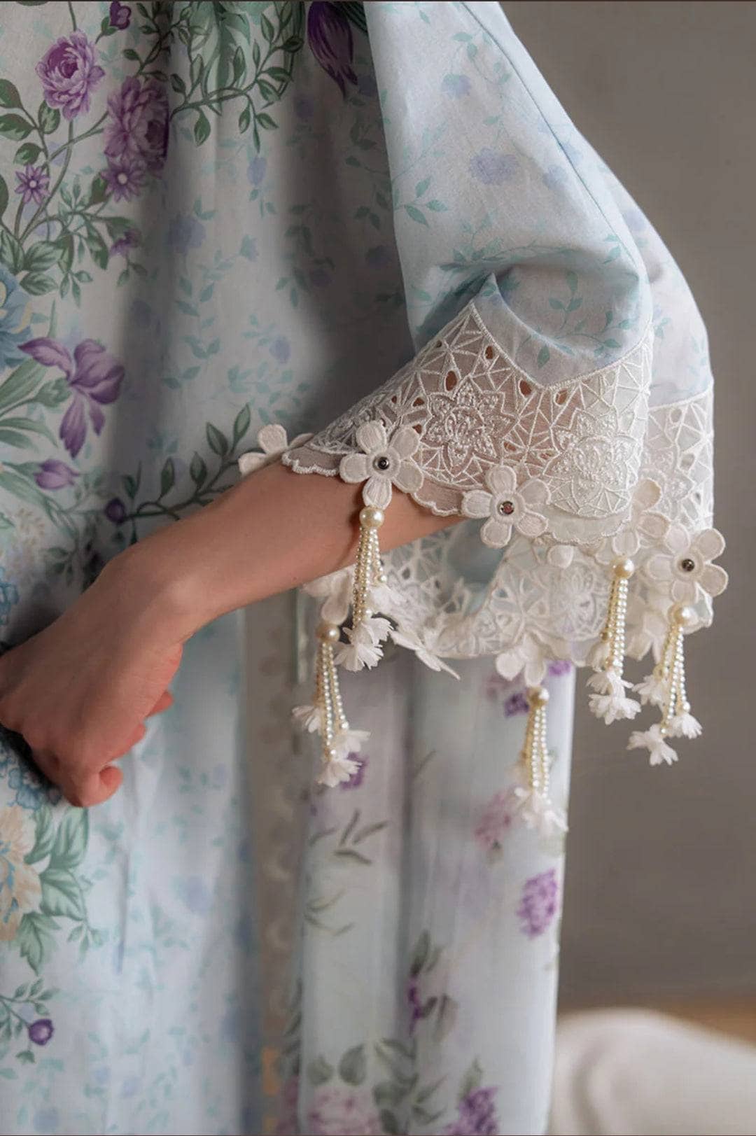 img_cross_stitch_lawn_awwal_boutique