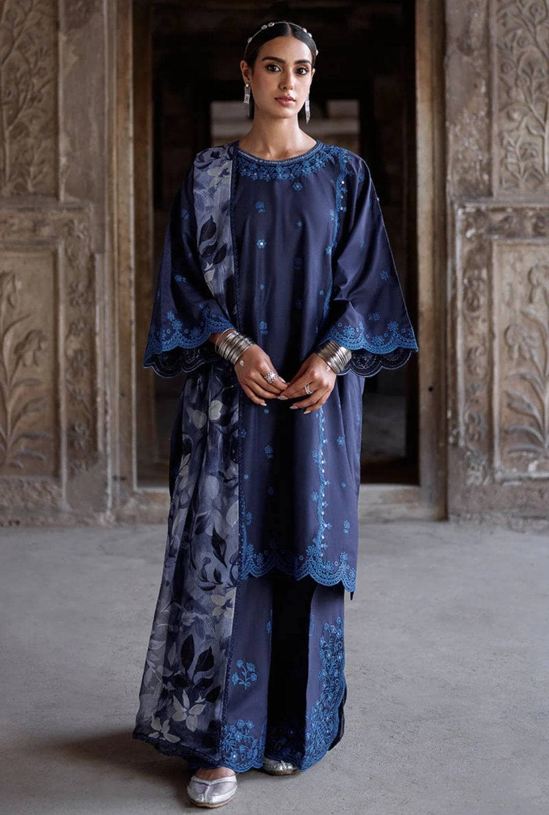 img_cross_stitch_lawn_awwal_boutique