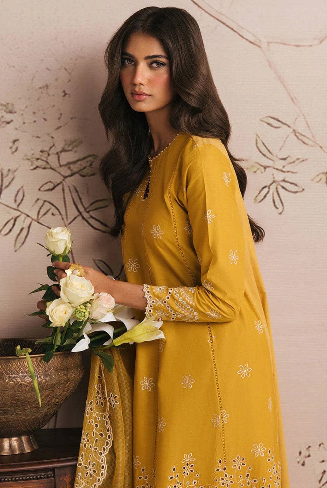 img_cross_stitch_chikankari_awwal_boutique