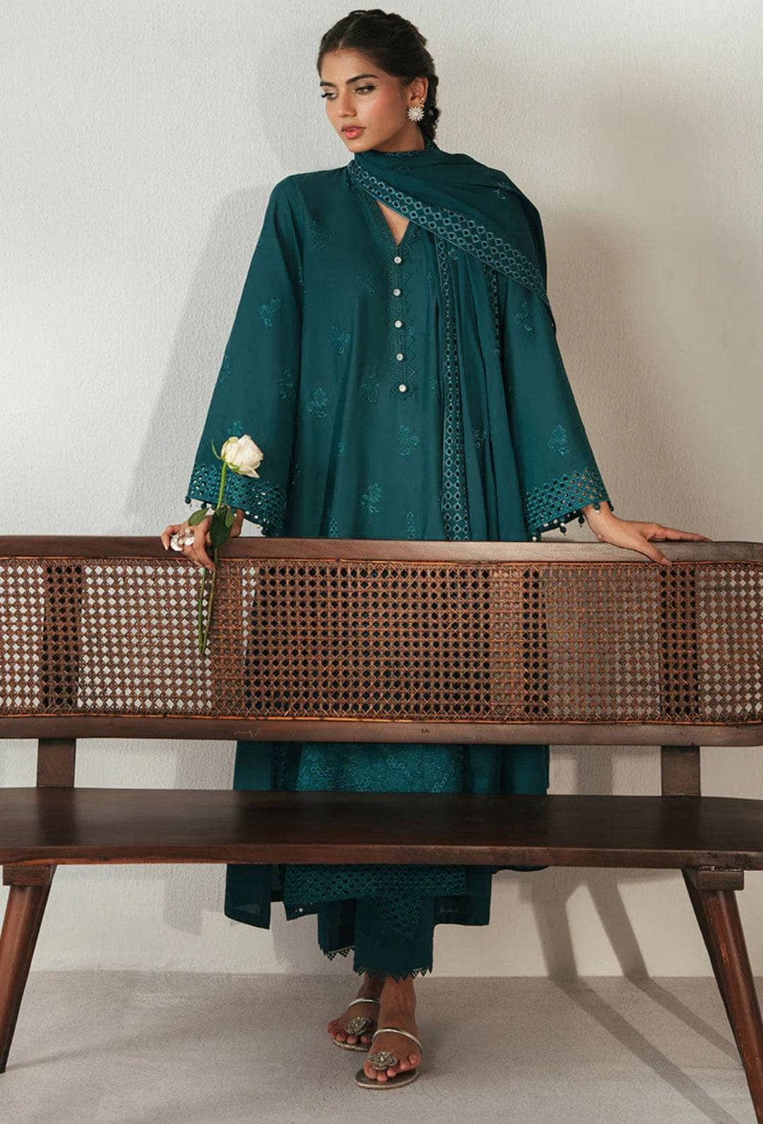 Cross Stitch Chikankari Lawn 25/Shaded Gem