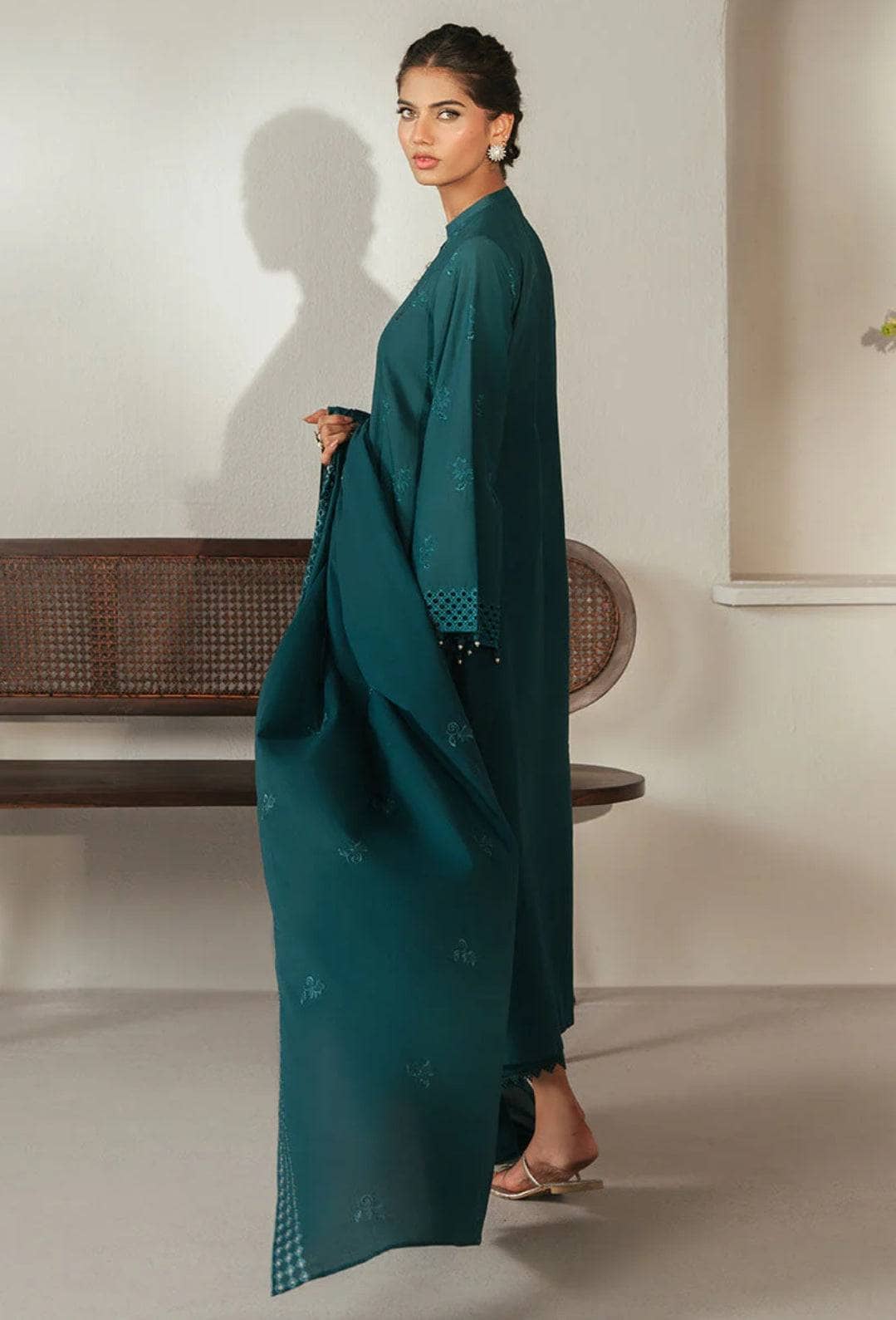 Cross Stitch Chikankari Lawn 25/Shaded Gem