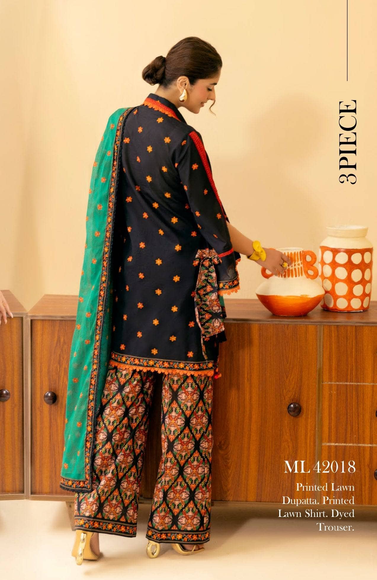 img_gul_ahmed_malmal_awwal_boutique