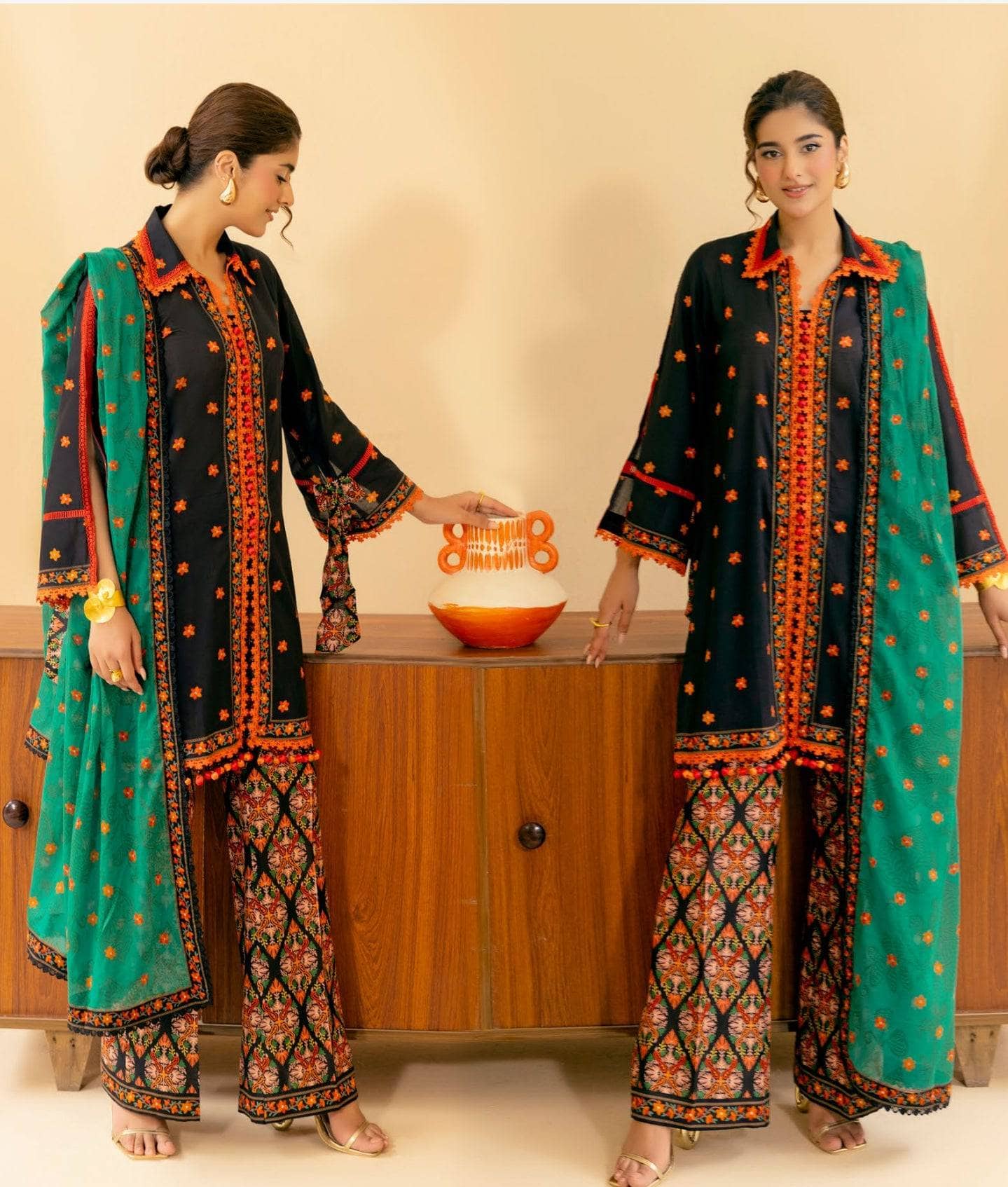 img_gul_ahmed_malmal_awwal_boutique