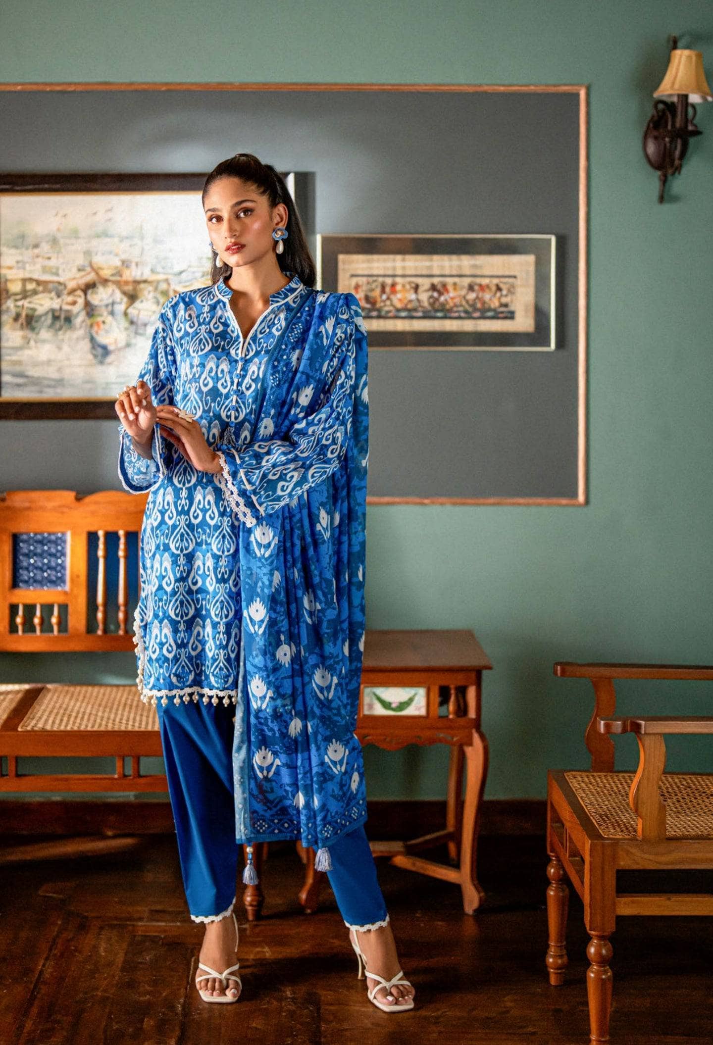 img_gul_ahmed_rang_saaz_awwa_boutique