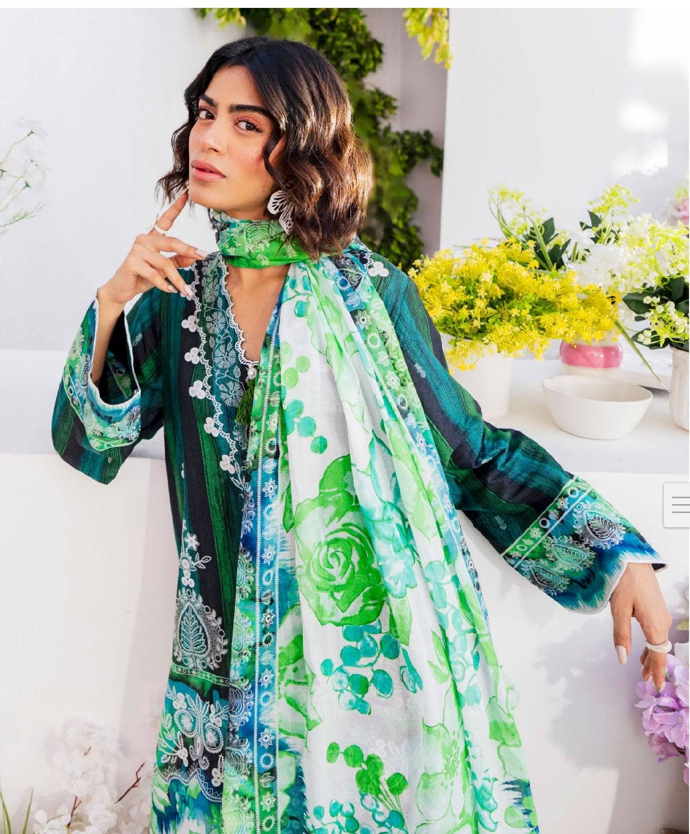 Restocked/Gul Ahmed Bahara Lawn/SD52113