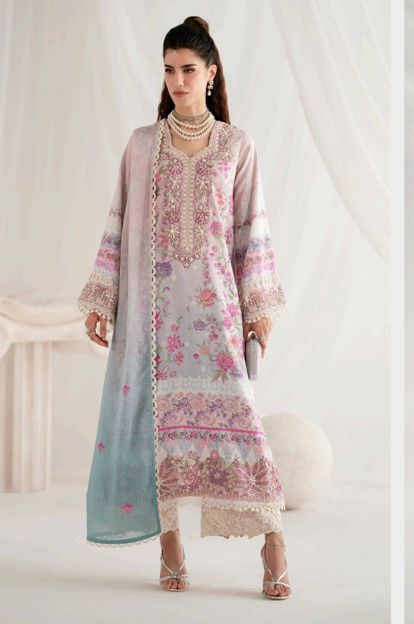 img_ajr_couture_silk_edit_awwal_boutique