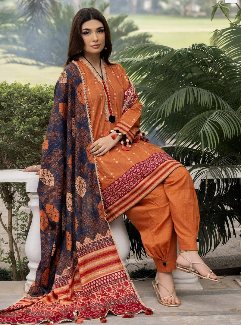 img_gul_ahmed_winter_essentials_awwal_boutique