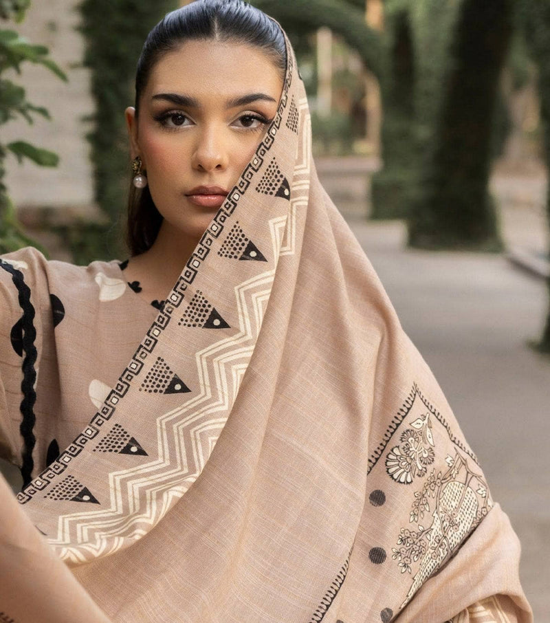 img_gul_ahmed_winter_essentials_awwal_boutique