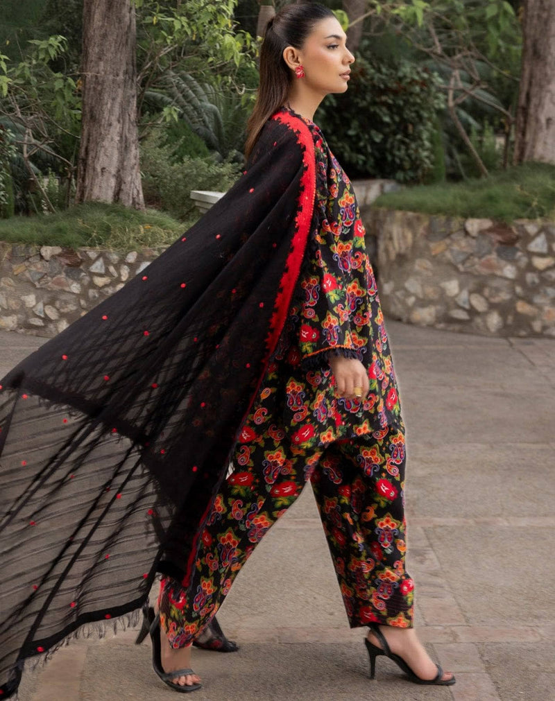 img_gul_ahmed_winter_essentials_awwal_boutique