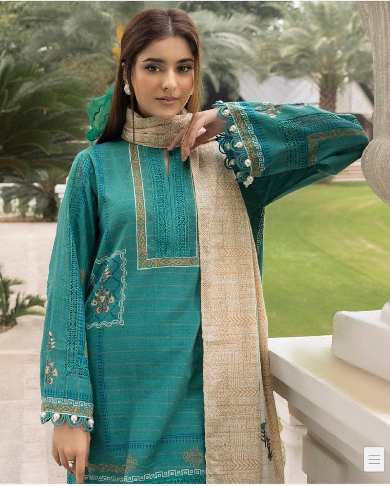 Gul Ahmed Winter Essentials 25/K52059