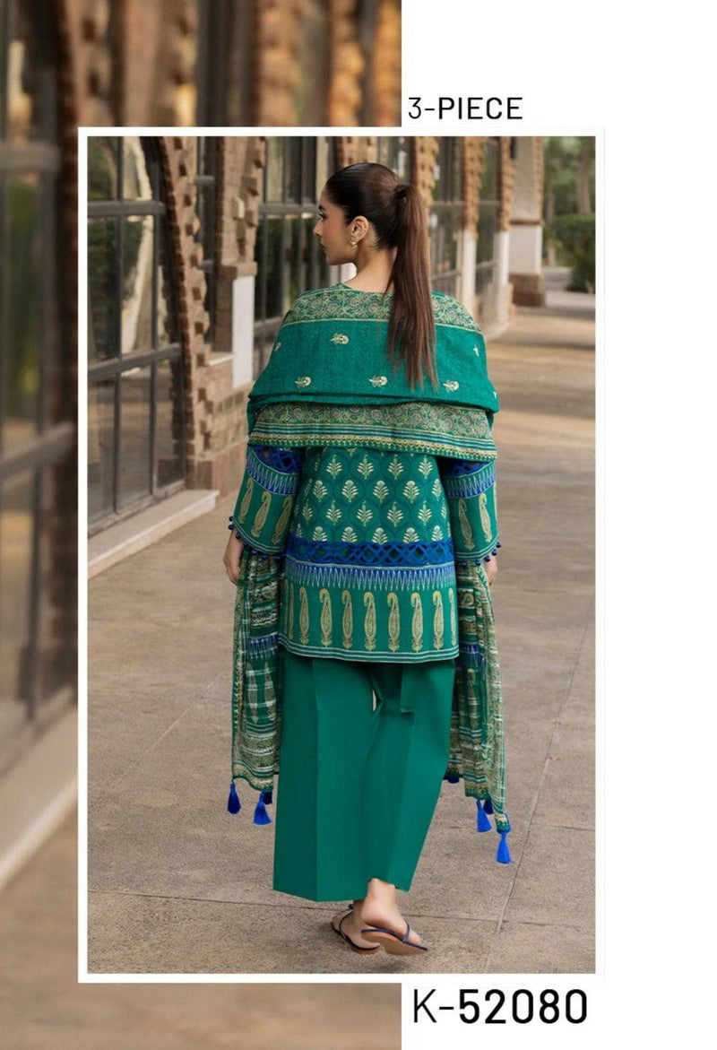 img_gul_ahmed_winter_essentials_awwal_boutique