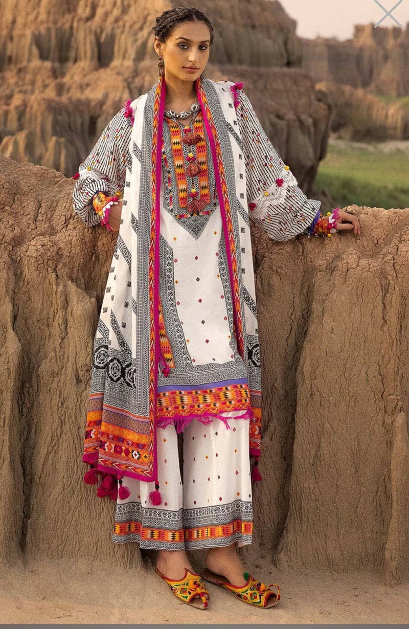 img_gul_ahmed_heritage_lawn_awwal_boutique