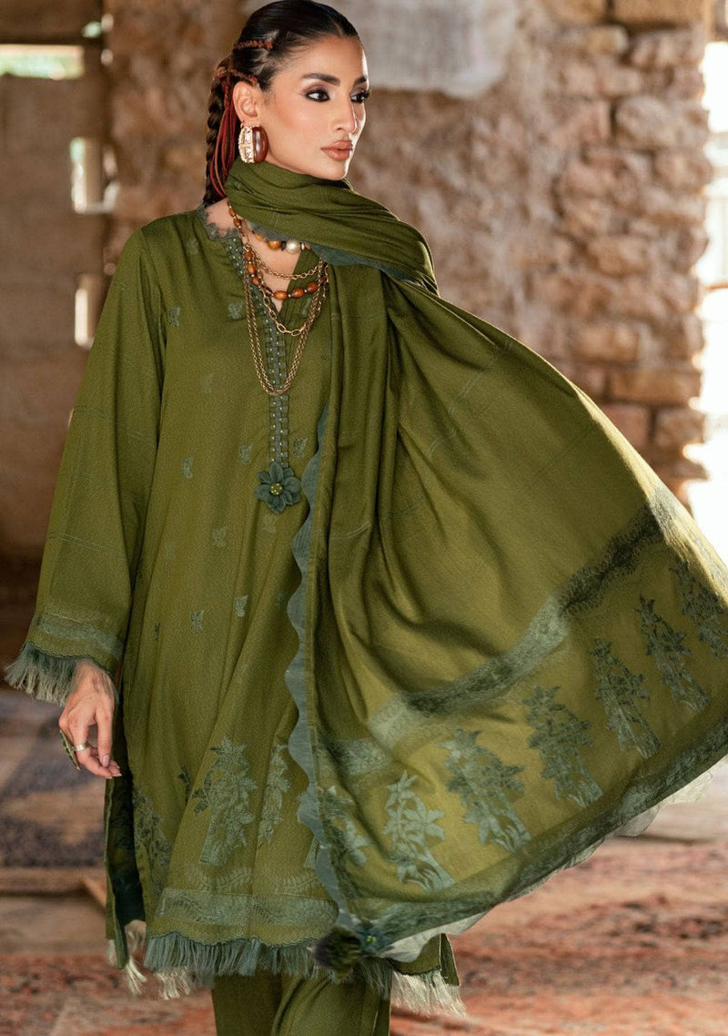 img_gul_ahmed_luxe_winter_awwal_boutique