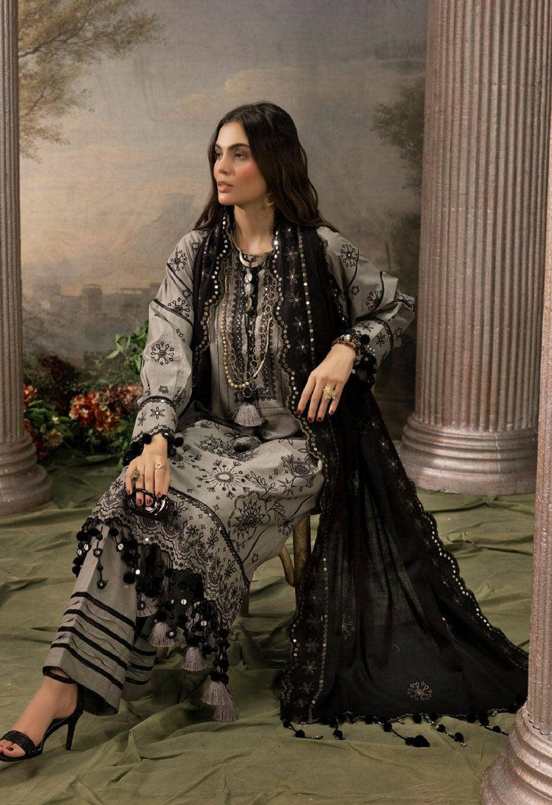 img_gul_ahmed_winter_collection_awwal_boutique