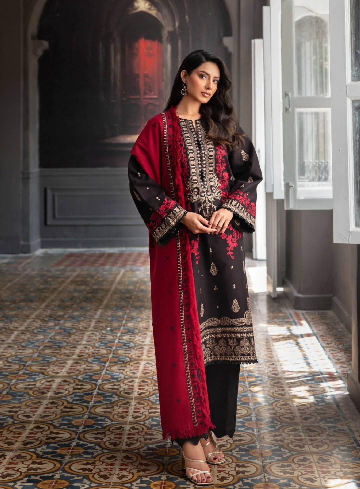 img_gul_ahmed_winter_awwal_boutique