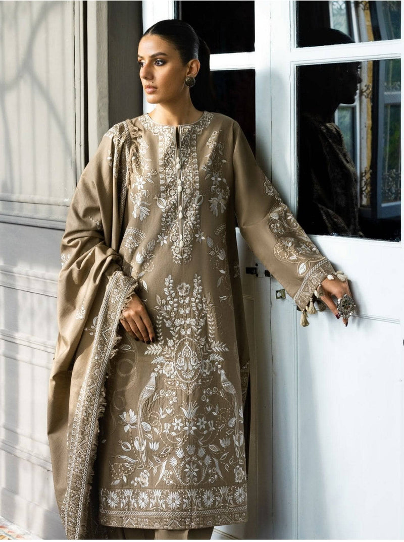 img_gul_ahmed_winter_awwal_boutique