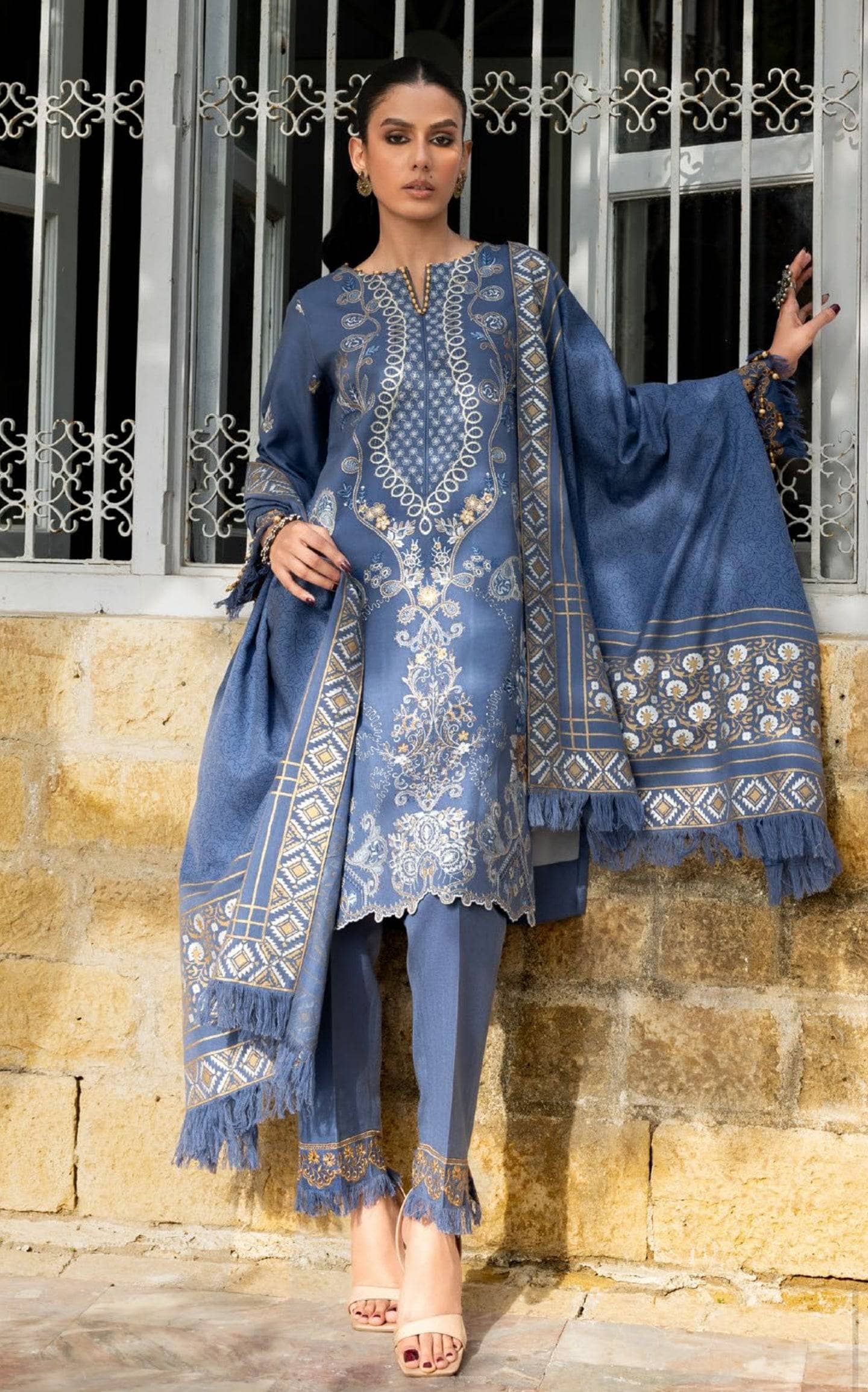 img_gul_ahmed_winter_awwal_boutique