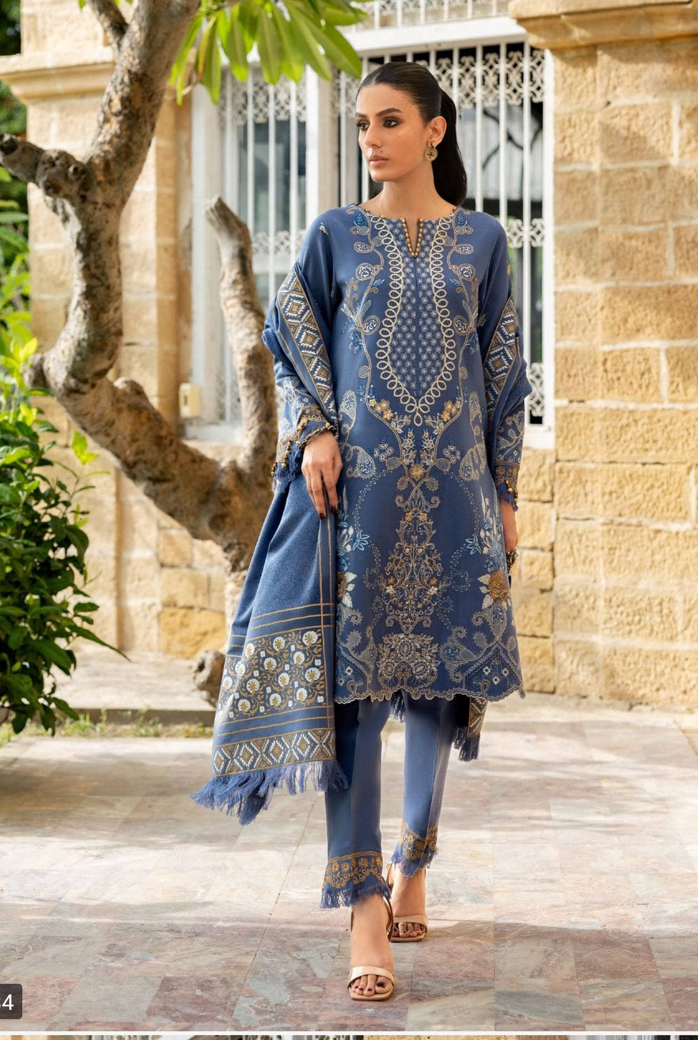 img_gul_ahmed_winter_awwal_boutique