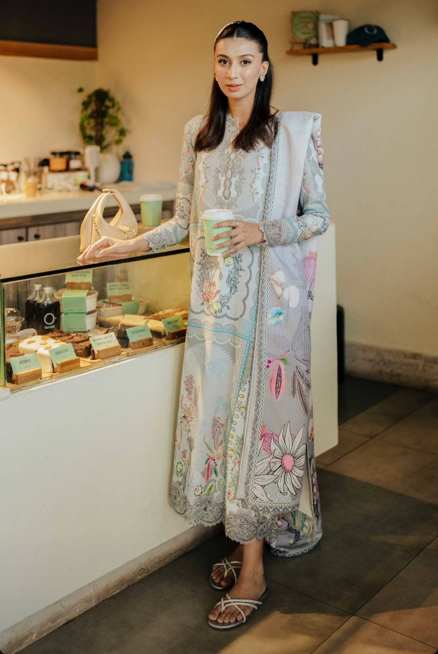 img_spotted_in_qalamkar_q_print_awwal_boutique