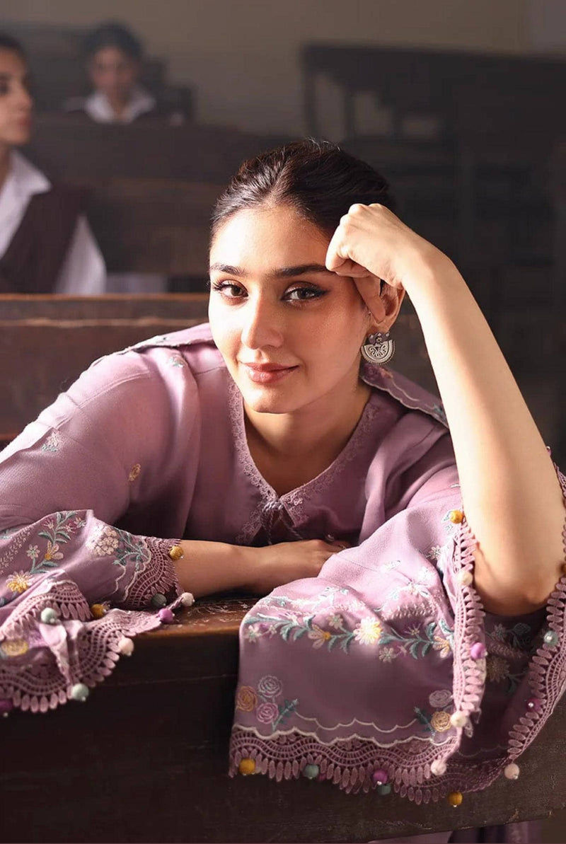 img_cross_stitch_marina_awwal_boutique