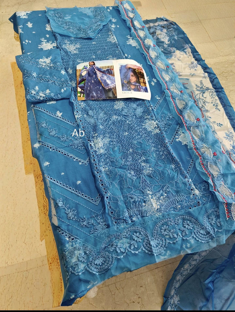 img_saira_shakira_awwal_boutique