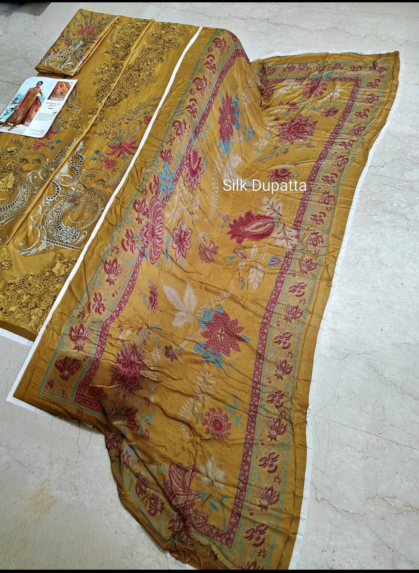 Open Pic/Maria B Luxury Lawn 25/Vol 2/D 06/Mustard