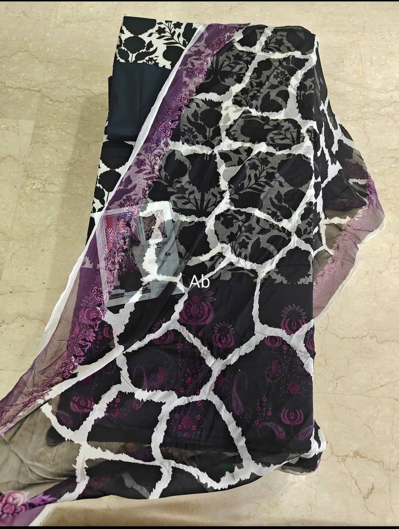 img_maria_b_m_prints_awwal_boutique