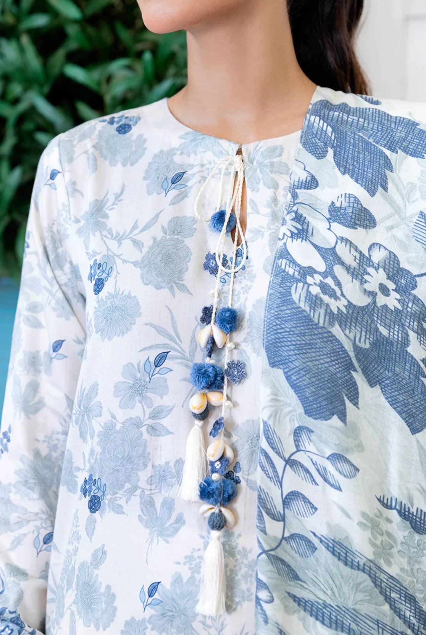 Cross Stitch Cotton Satin 25/Whimsical Teal/Ivory